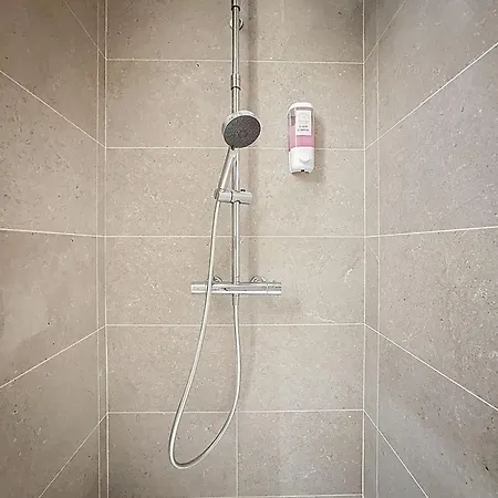 Apartament Les De N2 ,clim, Proche A75 Coudes